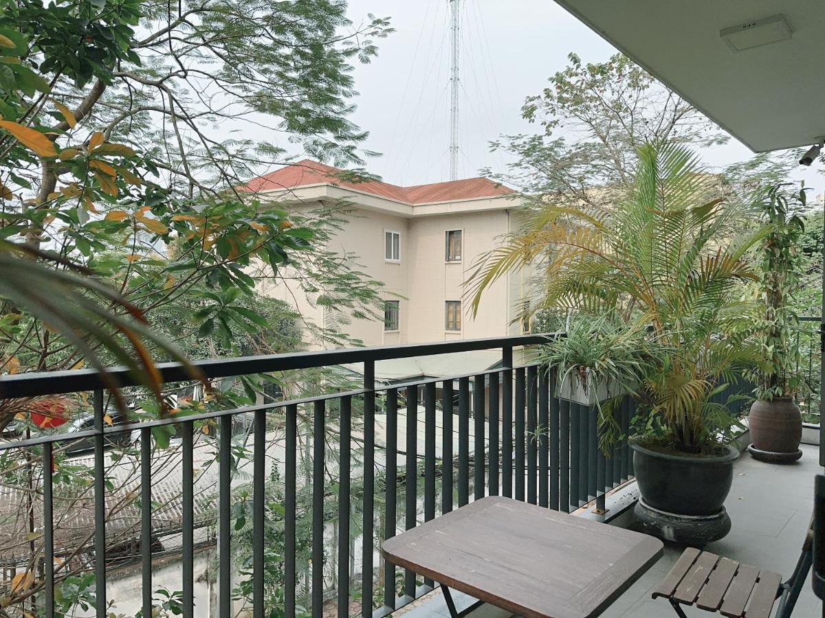 Luxe Paradise Trinh Cong Son Hanoï